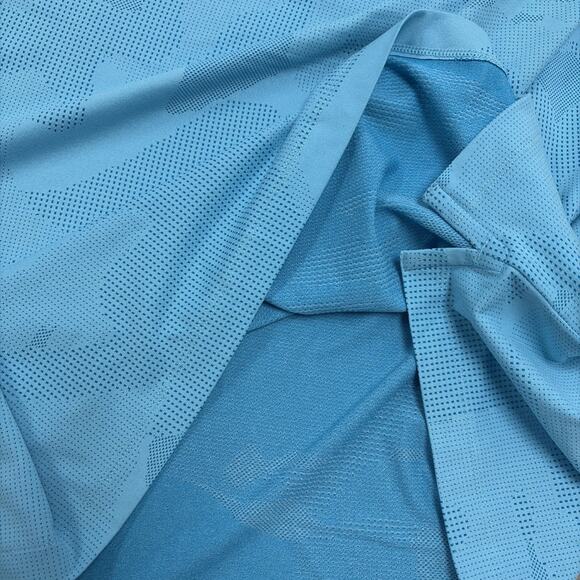 Under Amour Polo Golf Shirt Mens 2XL Heatgear Light Blue Camouflage Mesh - Picture 7 of 8